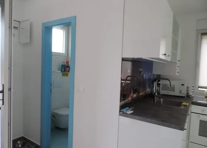 Апартаменты Palmandre Мандре