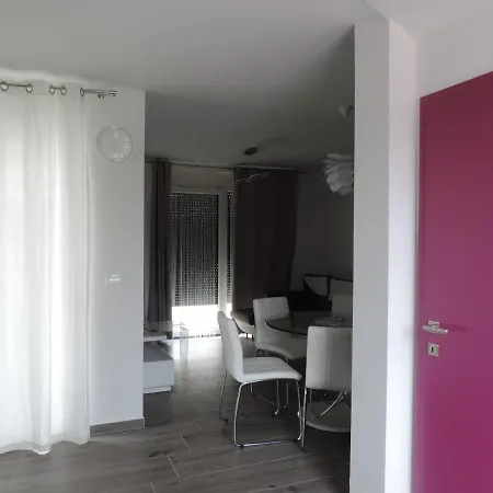 Palmandre Apartmán Mandre